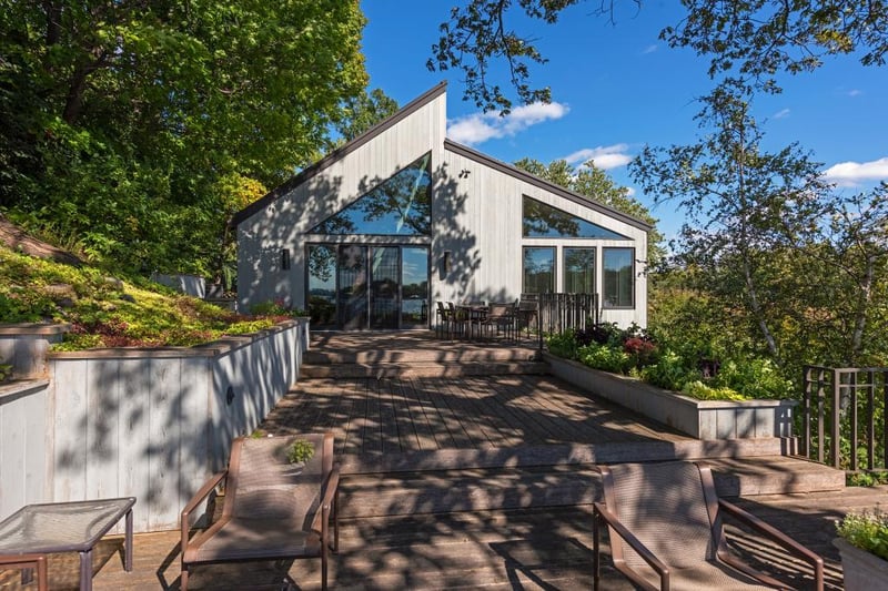 2970 Gale Rd, Wayzata, MN 55391