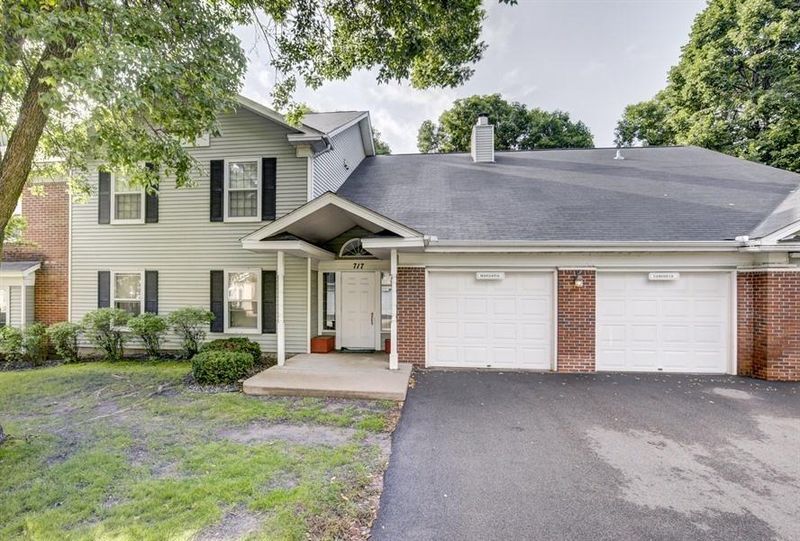 717 Larpenteur Ave E #E, Maplewood, MN 55117