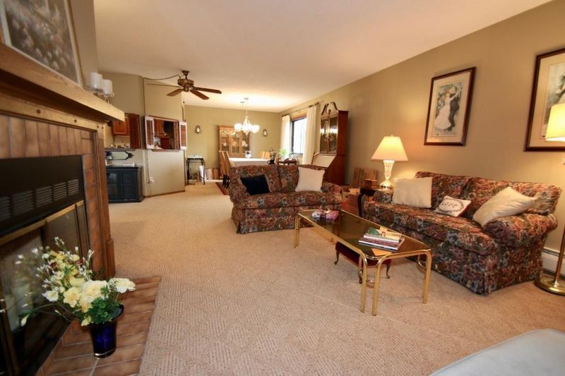 1011 41 Ave NE #301, Columbia Heights, MN 55421