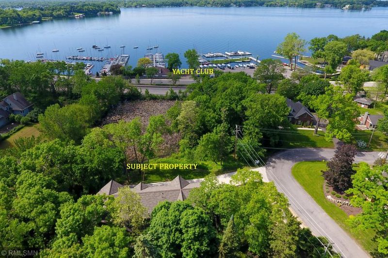 364 Central Ave S, Wayzata, MN 55391
