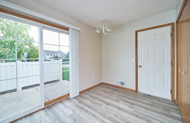7075 Quarry Ave NE, Elk River, MN 55330