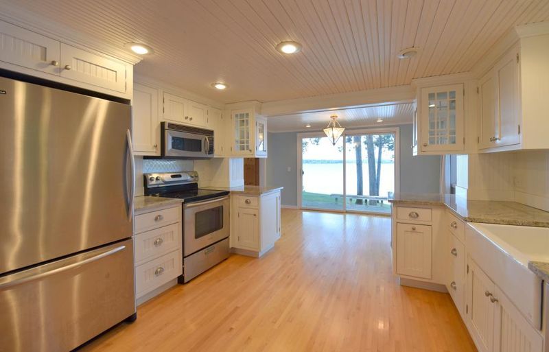13455 1st St, Crosslake, MN 56442