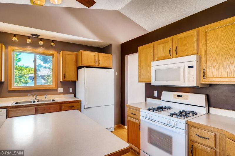 13464 Pheasant Cir, Rogers, MN 55374