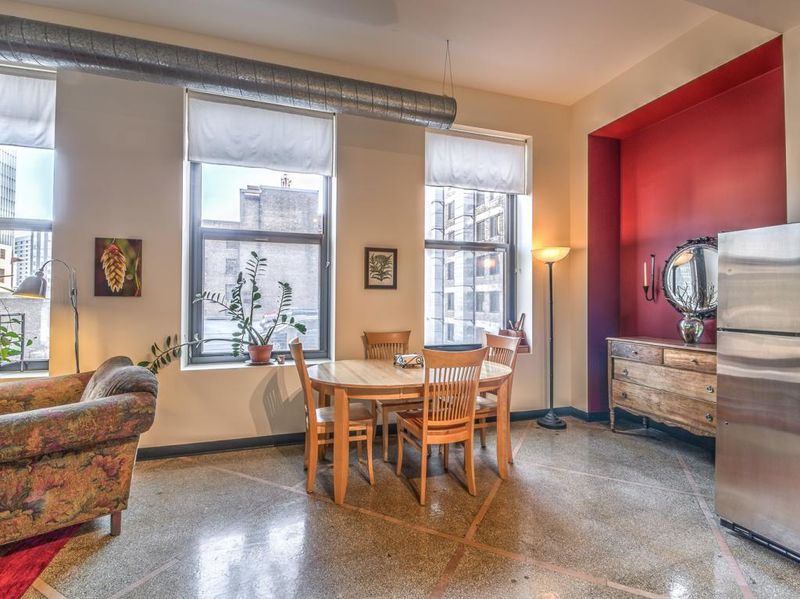 350 Saint Peter St #711, Saint Paul, MN 55102