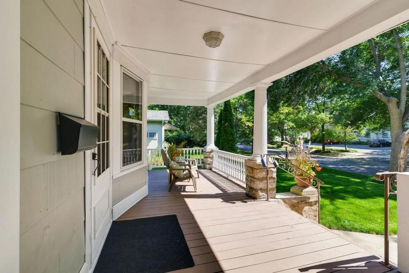 575 Ashland Ave, Saint Paul, MN 55102