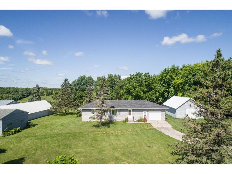 21480 Malibu Ave, Prior Lake, MN 55372