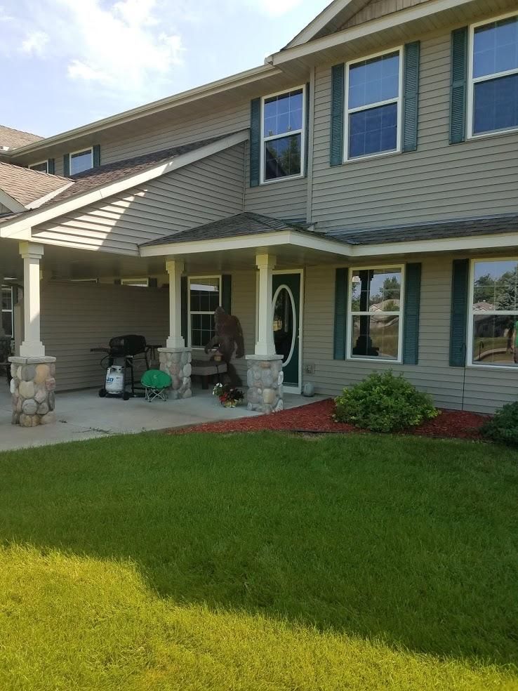 819 Winsome Way NW, Isanti, MN 55040
