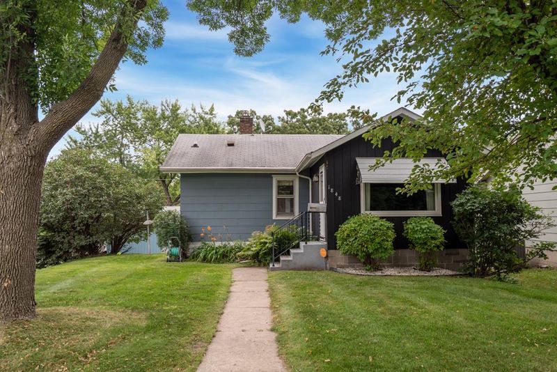 1848 Pleasant St, Lauderdale, MN 55113
