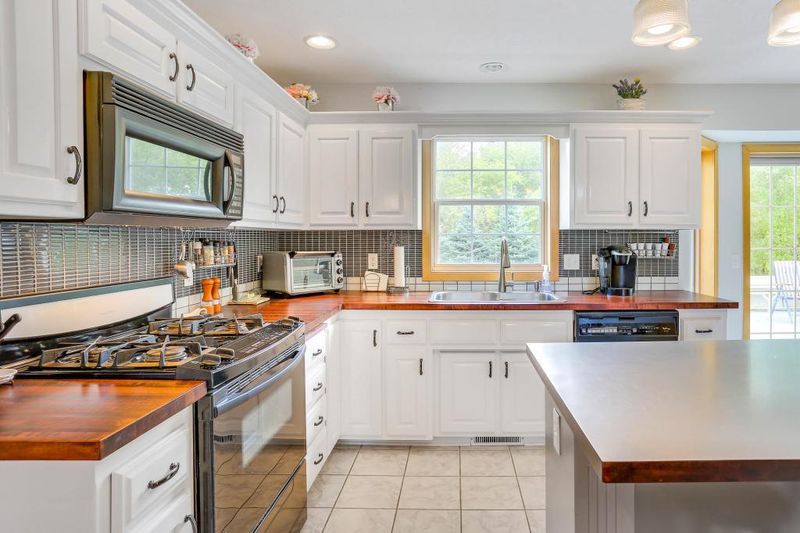 18951 Cleary Rd NW, Anoka, MN 55303