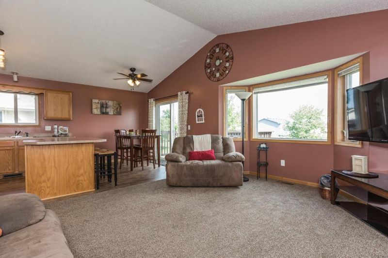 30881 Reflection Ave, Shafer, MN 55074