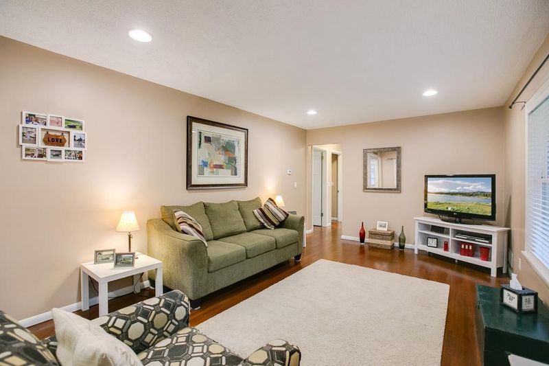 10118 Colfax Ave S, Bloomington, MN 55431