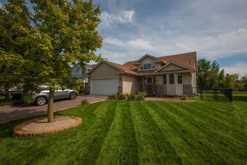 10713 Able St NE, Blaine, MN 55434