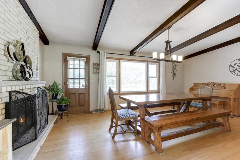 7345 Cabinet Dr, Greenfield, MN 55357