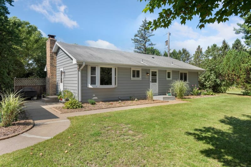 7345 Cabinet Dr, Greenfield, MN 55357