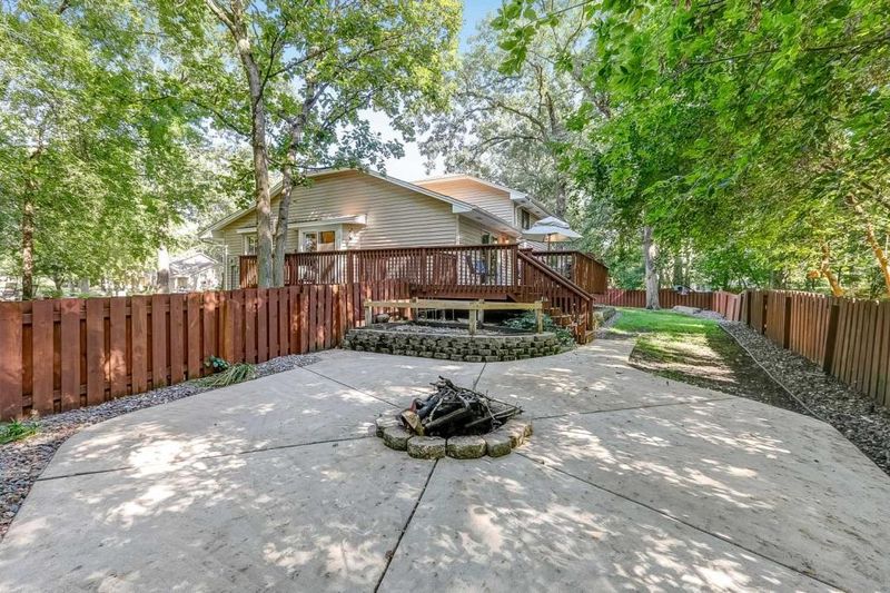 11200 Creek View Ln, Champlin, MN 55316