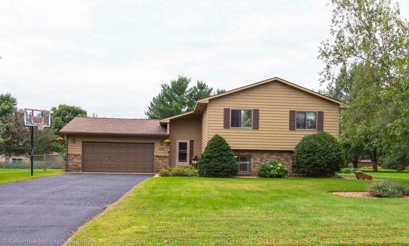5710 16th St N, Saint Cloud, MN 56303