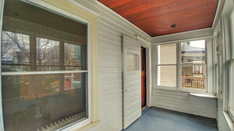 1522 Selby Ave, Saint Paul, MN 55104