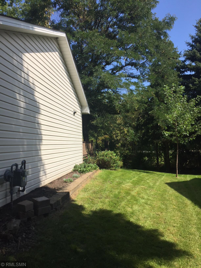 9853 Pierce St NE, Blaine, MN 55434