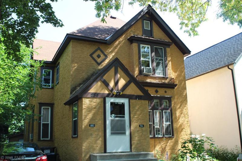 232 4th Ave N, South Saint Paul, MN 55075