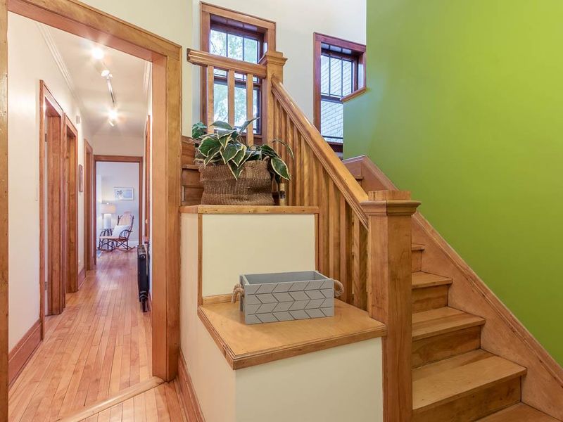 220 Marshall Ave #7, Saint Paul, MN 55102