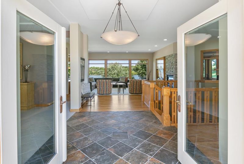 17598 Toft Cv, Eden Prairie, MN 55347