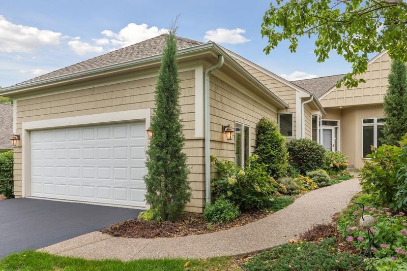 2898 Pelican Point Cir, Mound, MN 55364
