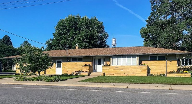 21 Ivy Ave SE, Richmond, MN 56368