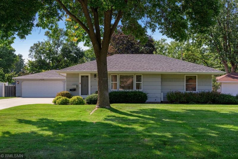 9036 14th Ave S, Bloomington, MN 55425