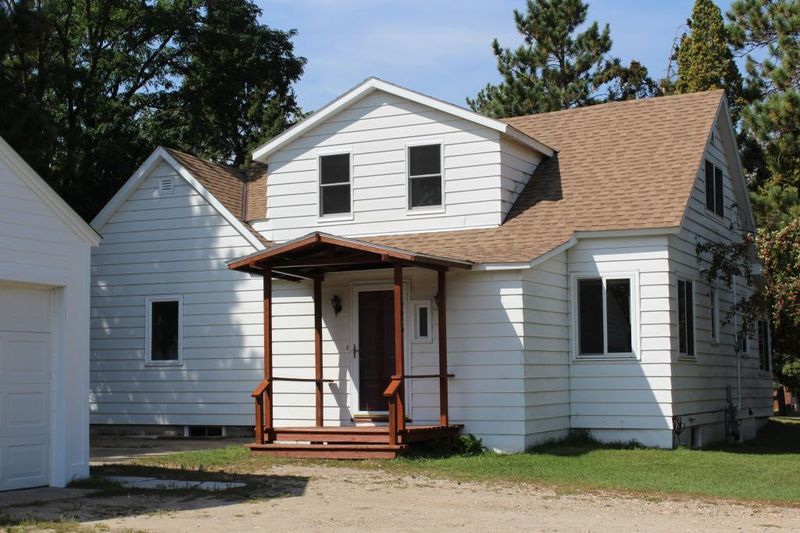 526 Aspen Ave SE, Menahga, MN 56464