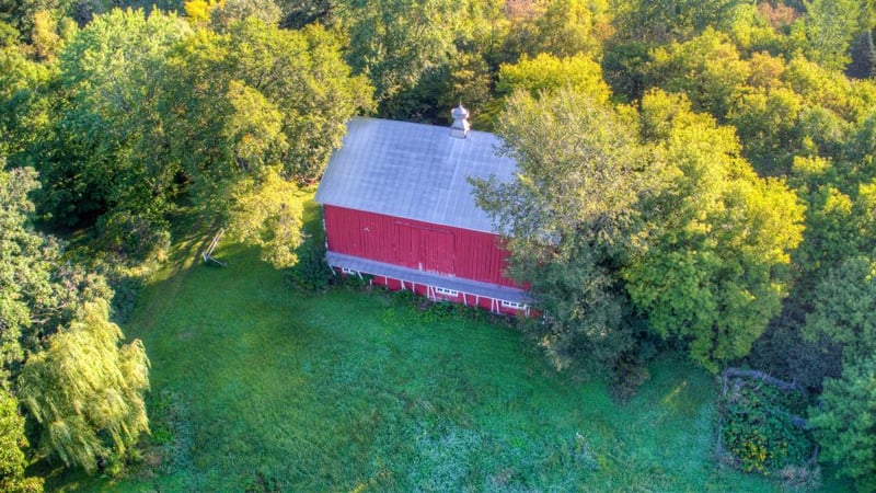 2322 Tamarack Dr, Medina, MN 55356