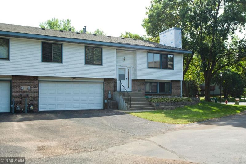 548 98th Ln NE, Blaine, MN 55434