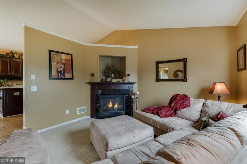 25904 12th St W, Zimmerman, MN 55398