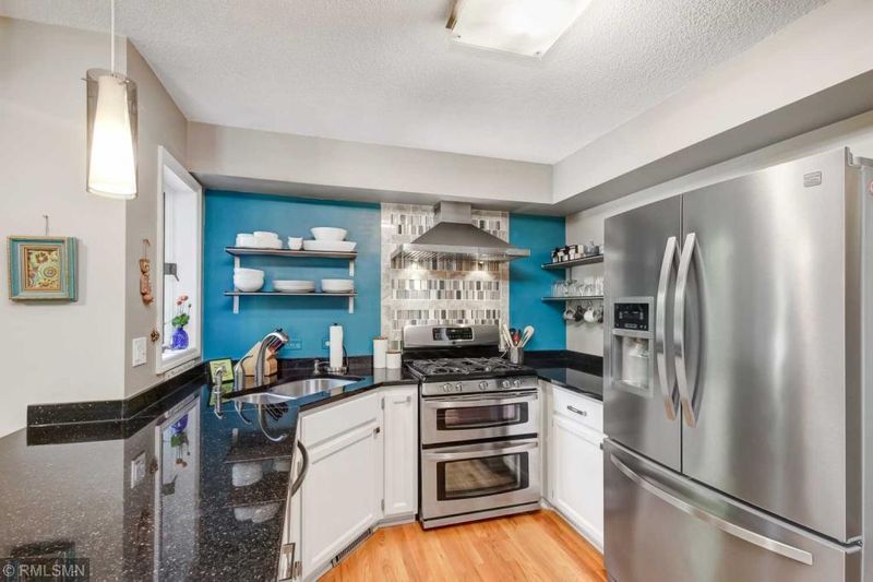 16375 Adret Ct, Eden Prairie, MN 55346