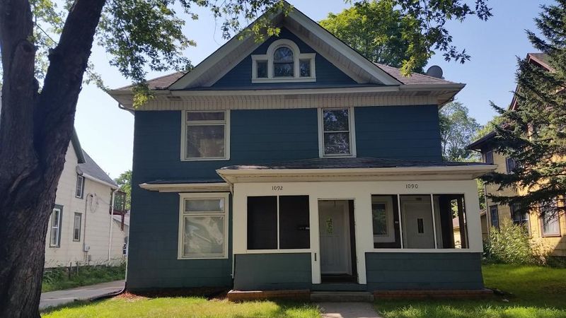 1090 Ross Ave, Saint Paul, MN 55106