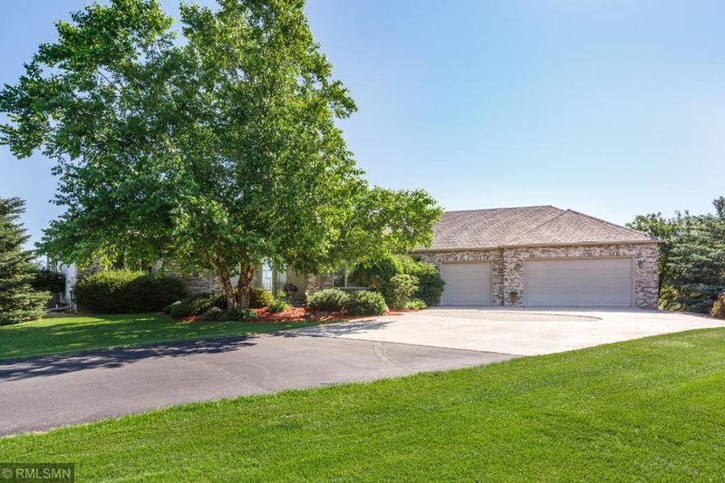 23240 Itasca Ave N, Forest Lake, MN 55025
