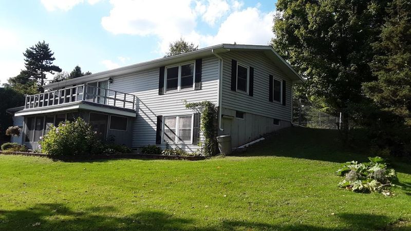 10 N Pine St, Luck, WI 54853
