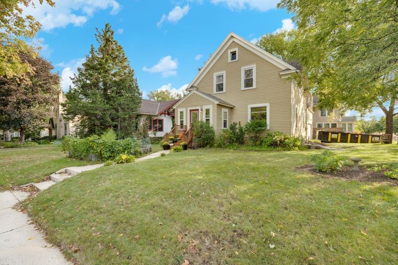 4555 Pleasant Ave, Minneapolis, MN 55419