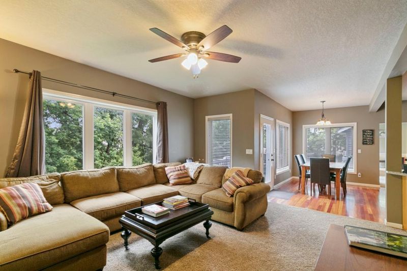 10708 Alison Way, Inver Grove Heights, MN 55077