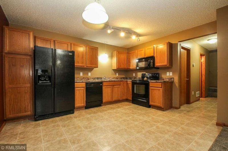 12594 Pond View Rd, Zimmerman, MN 55398