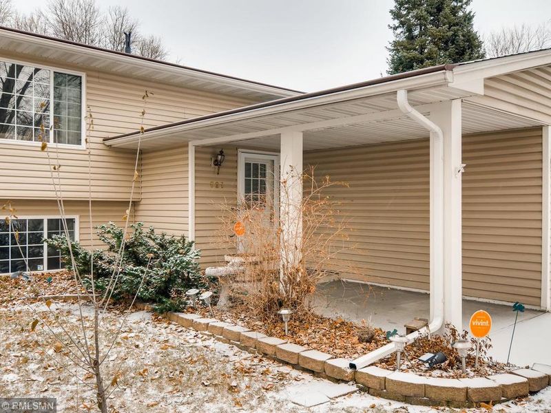 721 116th Ave NE, Blaine, MN 55434