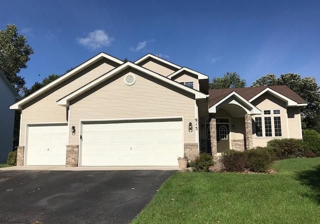 913 139th Ave NW, Andover, MN 55304