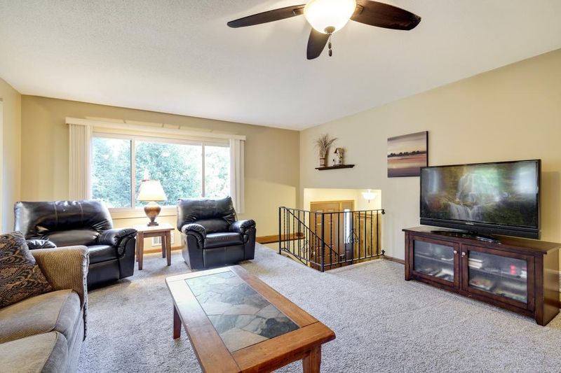 8444 Groveland Rd, Mounds View, MN 55112