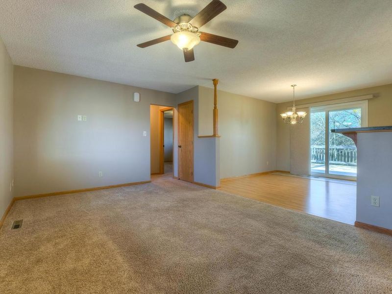 9083 Rosewood Ln N, Maple Grove, MN 55369