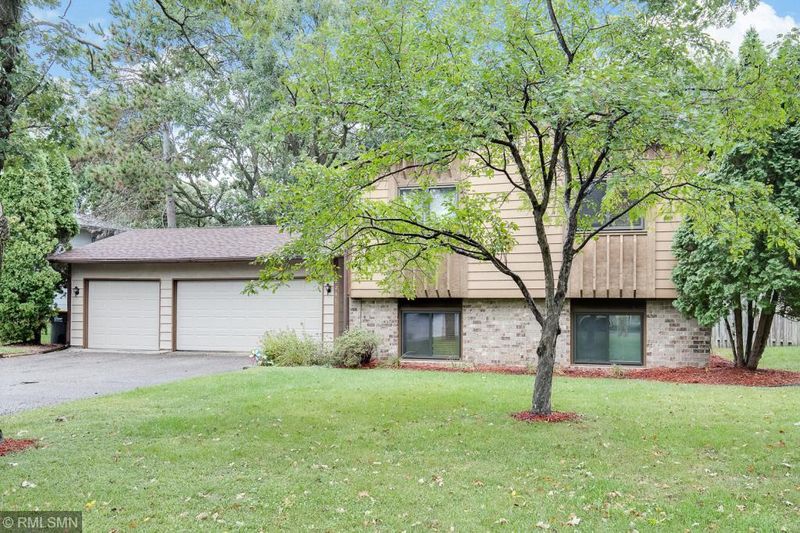 12247 Larch Cir NW, Coon Rapids, MN 55448