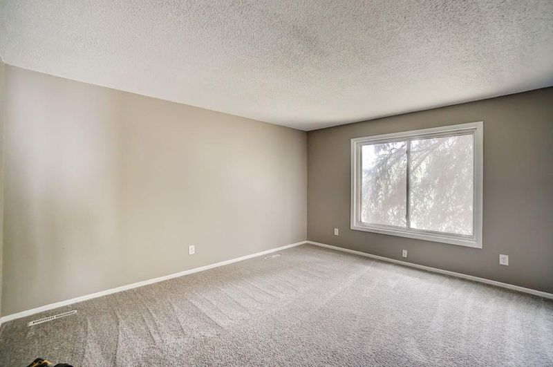 3117 Central Ave NE, Minneapolis, MN 55418