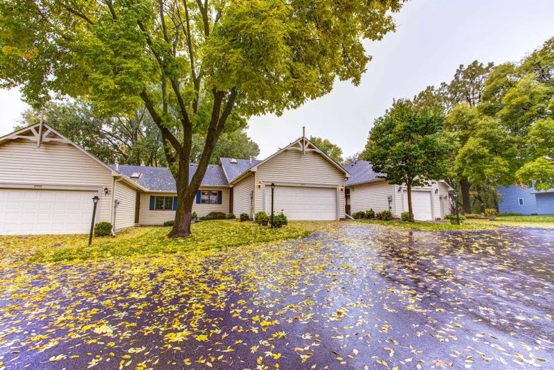 2554 Moundsview Dr #51, Mounds View, MN 55112