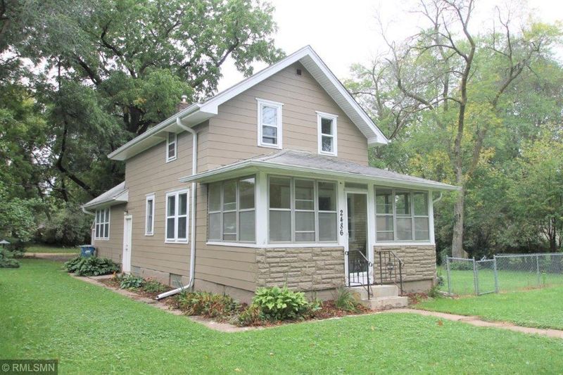 2486 15th Ave E, North Saint Paul, MN 55109
