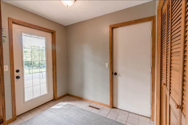 18896 Orchard Ct, Lakeville, MN 55044