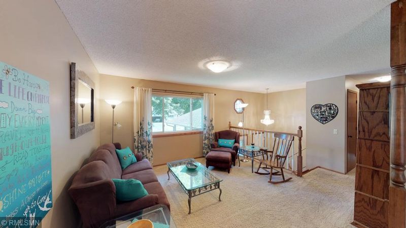4269 Braddock Trl, Eagan, MN 55123