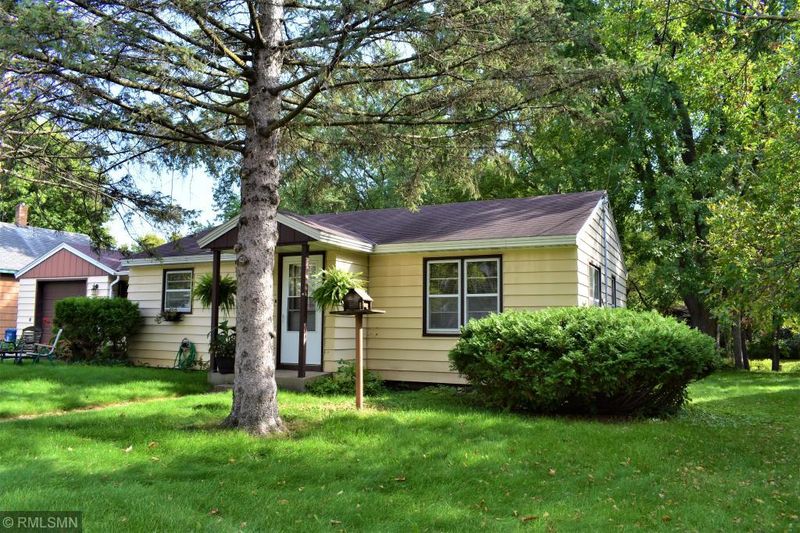 336 5th St S, Sauk Rapids, MN 56379